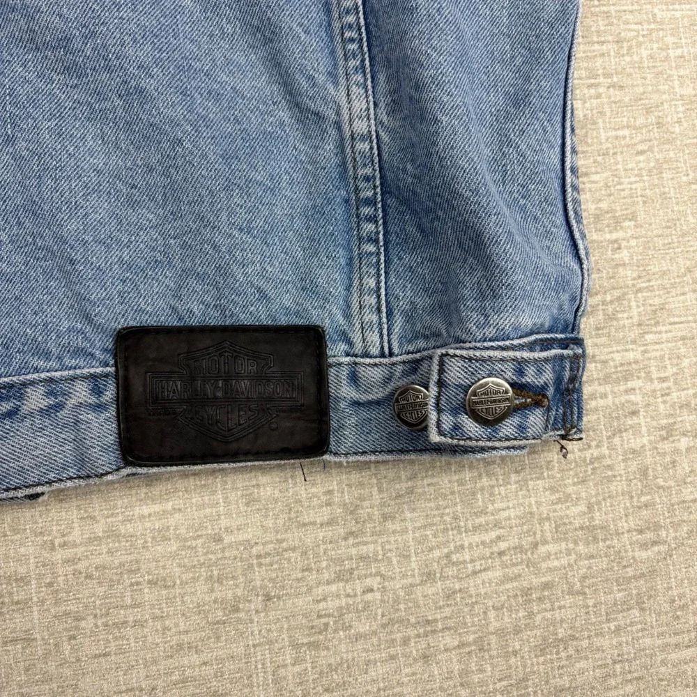 Harley-Davidson Denim Trucker Jacket Light Wash Blue Bar & Shield Logo Small
